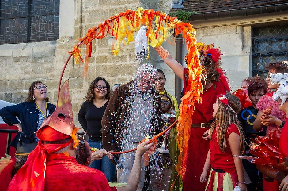 Charivari au village - voir en plus grand : (fenêtre modale)