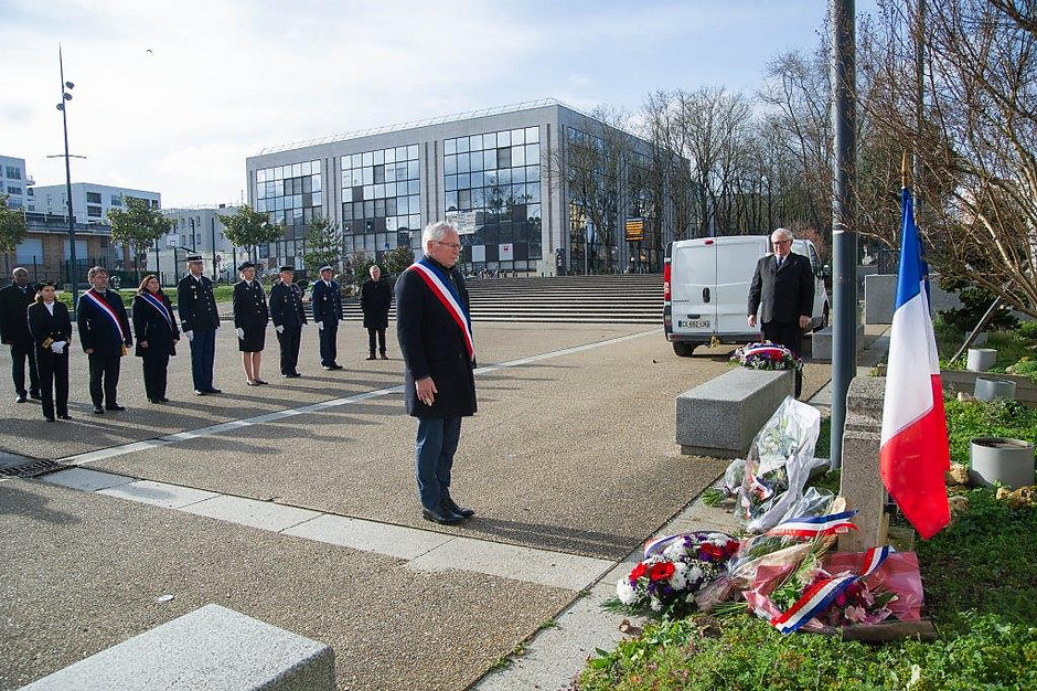 Journée nationale et européenne en hommage aux victimes du terrorisme - voir en plus grand : (fenêtre modale)