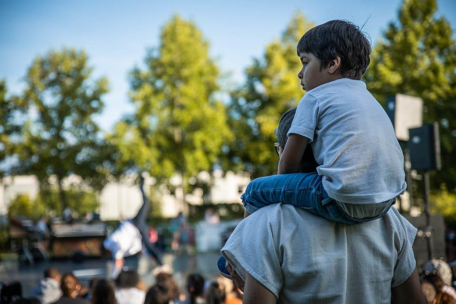 Cergy Soit ! Rendez-vous #3, Compagnie Clouds au square de la Vénus des loups, 11 septembre - voir en plus grand : (fenêtre modale)