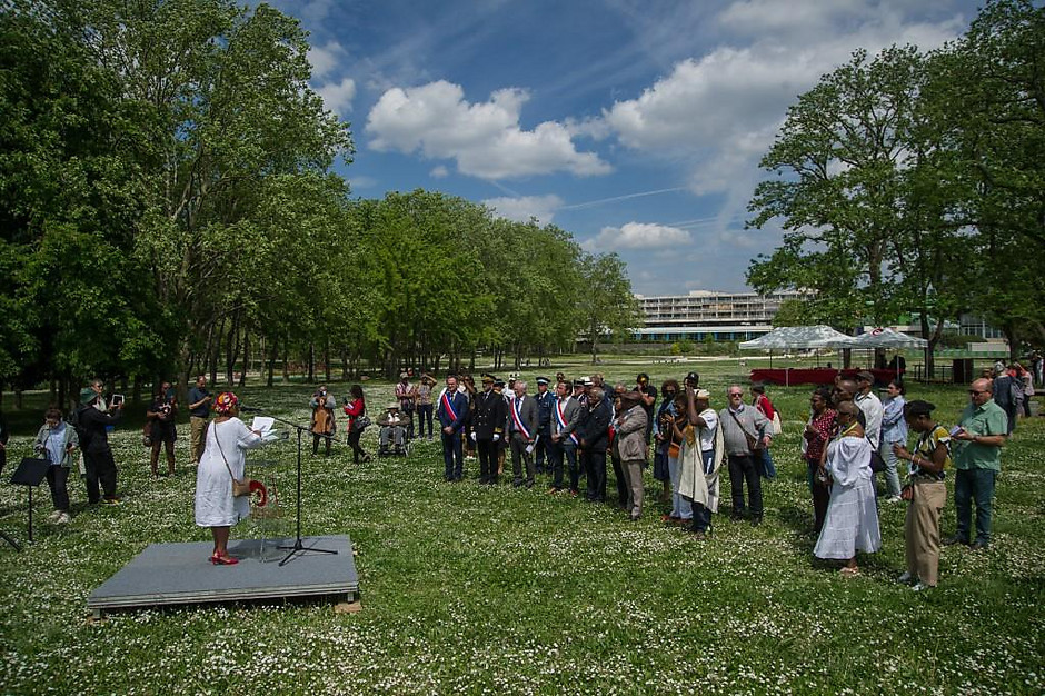Commémoration de l'abolition de l'esclavage, le 10 mai à Cergy - voir en plus grand : (fenêtre modale)