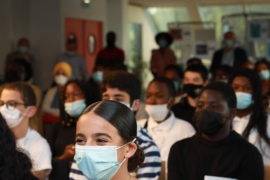 Cérémonie de clôture du Conseil des jeunes, 1er juillet à l'Hôtel de ville - voir en plus grand : (fenêtre modale)