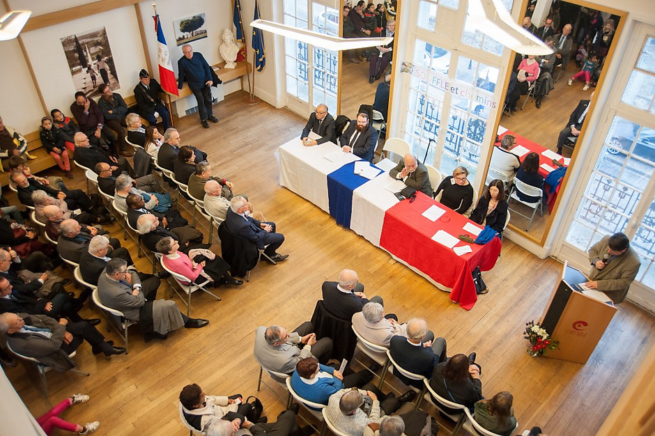 Commémoration inter-religieuse, mairie du Village - voir en plus grand : (fenêtre modale)