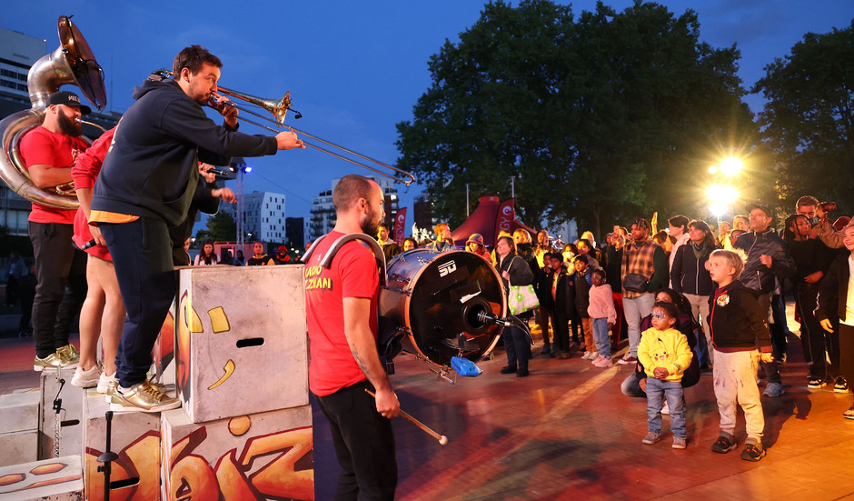 Festival Cergy Soit ! dans le Grand Centre, 17 septembre - voir en plus grand : (fenêtre modale)