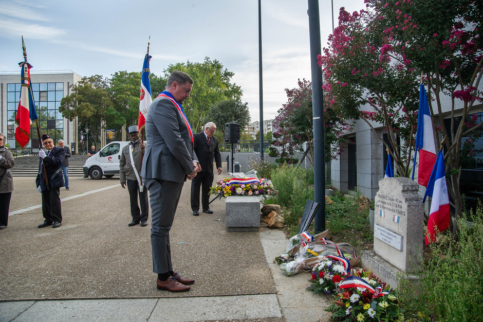 Commémoration du 79e anniversaire de la libération de Cergy - voir en plus grand : (fenêtre modale)