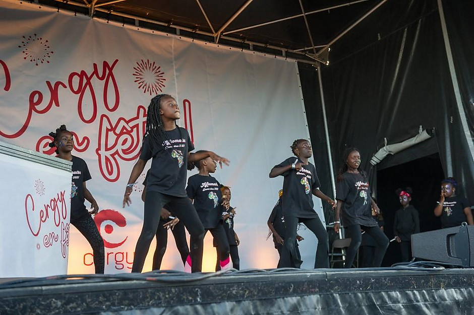 Parade de Cergy en fête 2022, le 2 juillet - voir en plus grand : (fenêtre modale)