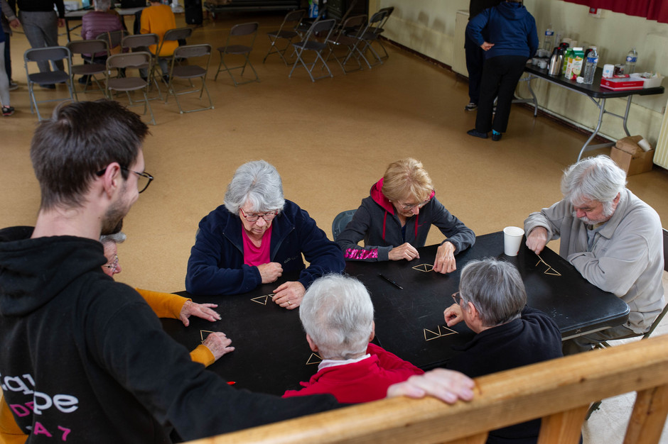 Les olympiades des seniors au village - voir en plus grand : (fenêtre modale)