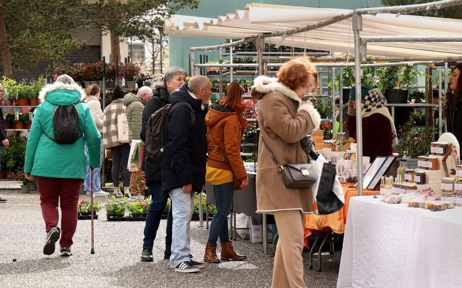 Marché au fleurs - voir en plus grand : (fenêtre modale)