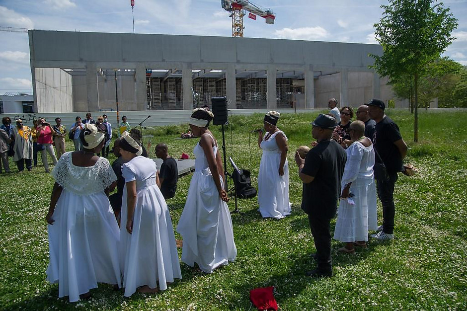 Commémoration de l'abolition de l'esclavage, le 10 mai à Cergy - voir en plus grand : (fenêtre modale)