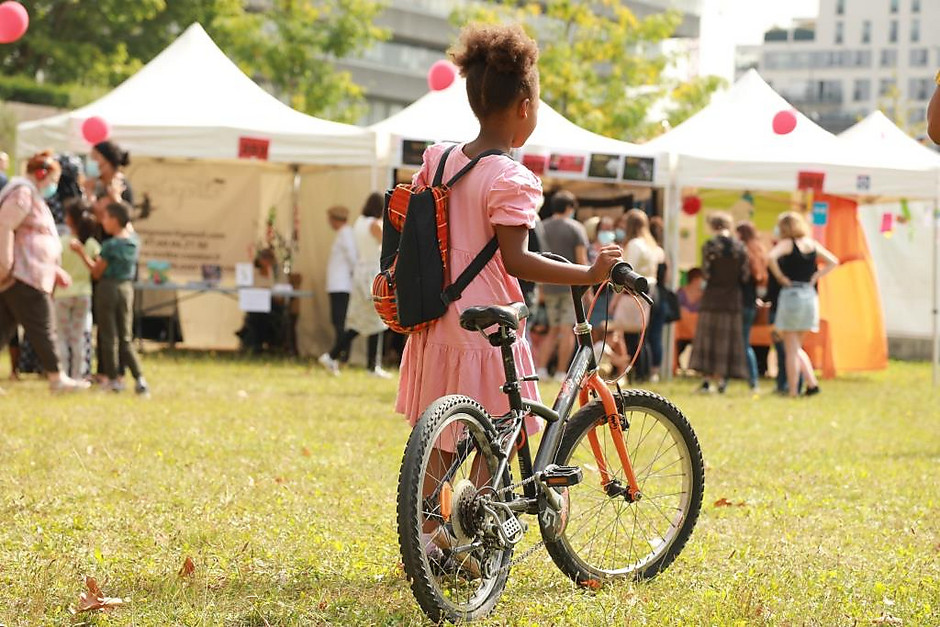 Journée des associations dans le parc François Mitterrand (Grand Centre), 4 septembre - voir en plus grand : (fenêtre modale)