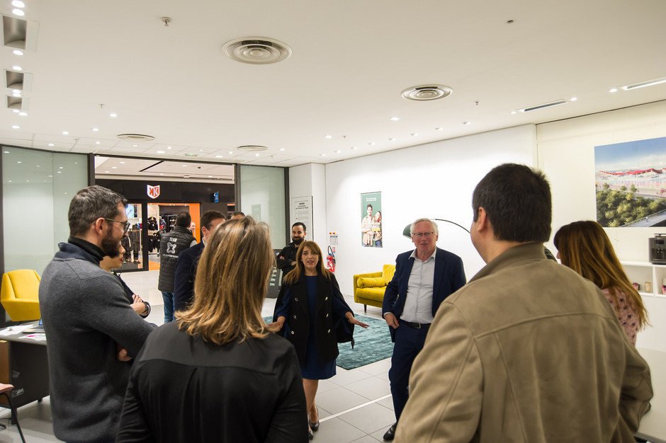 Inauguration des Fontaines de l'Emploi, le 22 mars dernier - voir en plus grand : (fenêtre modale)