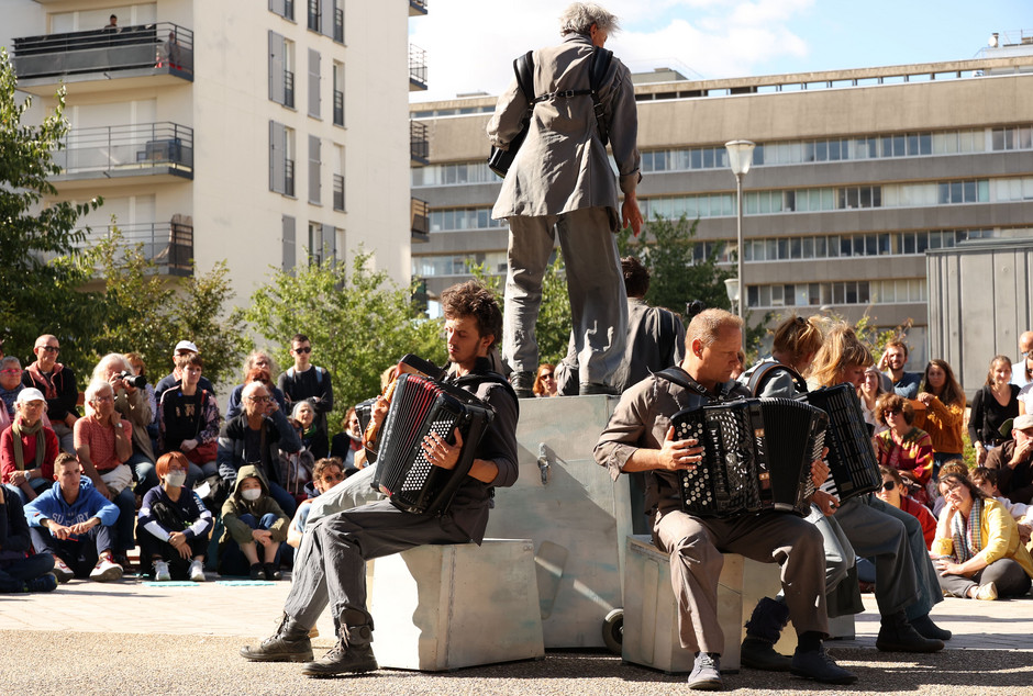 Festival Cergy Soit ! dans le Grand Centre, 17 septembre - voir en plus grand : (fenêtre modale)