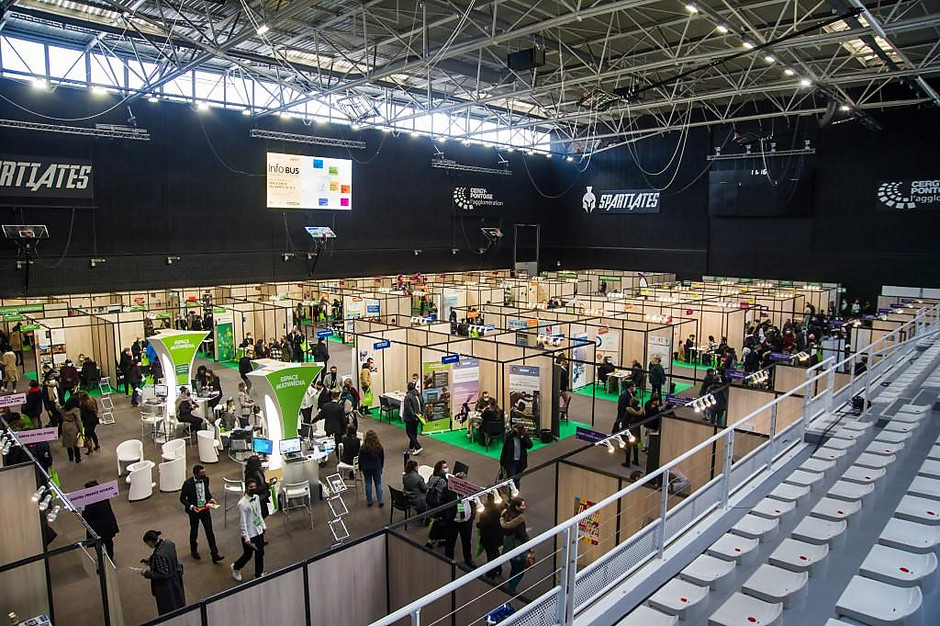 Forum de l'emploi le 02 décembre, à Cergy Préfecture - voir en plus grand : (fenêtre modale)