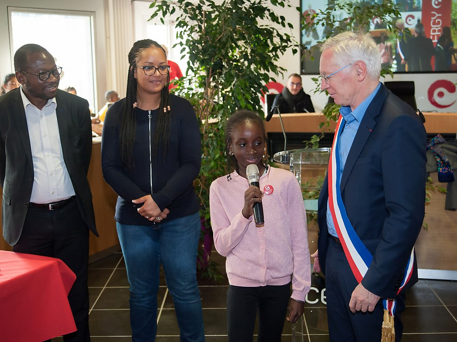 voir en plus grand : (fenêtre modale)