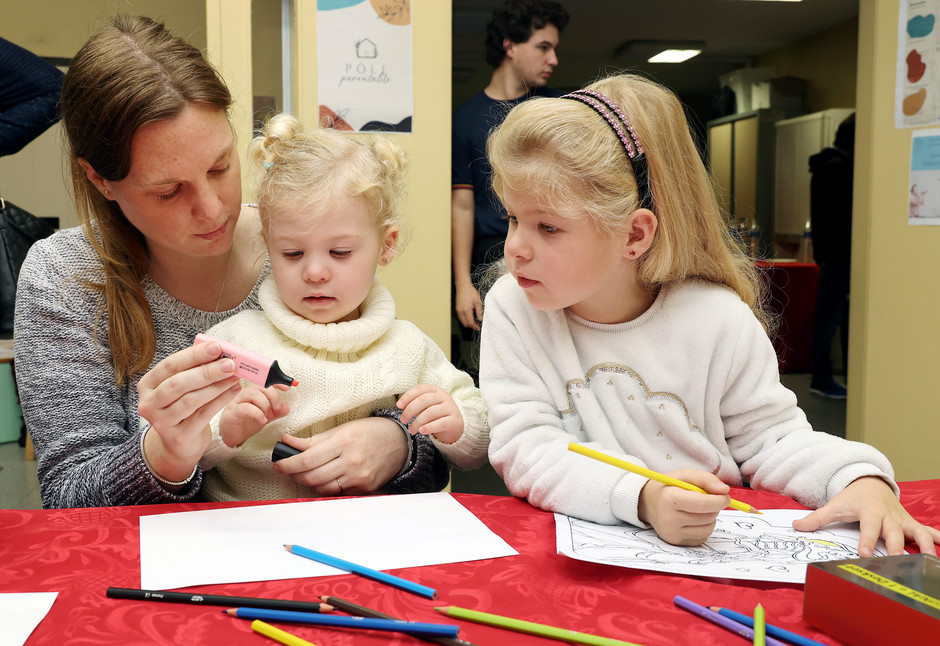 Le Village des familles au LCR et à la maison de quartier des Linandes, 22 et 23 novembre - voir en plus grand : (fenêtre modale)