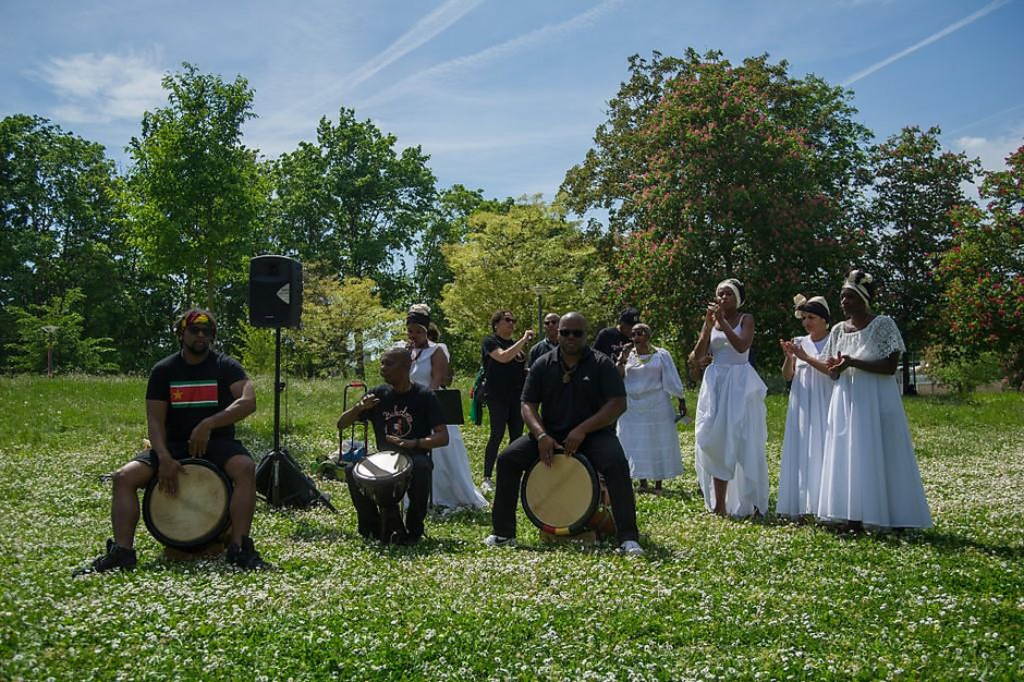 Commémoration de l'abolition de l'esclavage, le 10 mai à Cergy - voir en plus grand : (fenêtre modale)