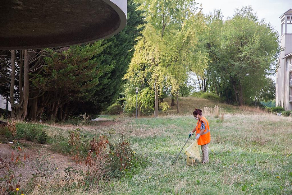 World CleanUp Day avec le Conseil des jeunes le 19 septembre, Axe-Majeur Horloge - voir en plus grand : (fenêtre modale)