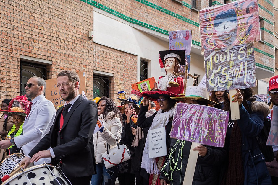 Marche pour l'égalité des droits des femmes - voir en plus grand : (fenêtre modale)