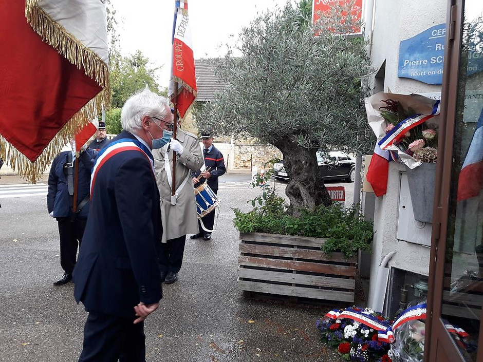 Cérémonie de commémoration de la libération de Cergy, le dimanche 30 août - voir en plus grand : (fenêtre modale)