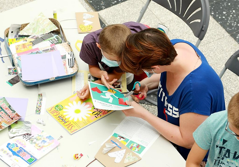 Partir en livre, des spectacles et ateliers sur la place des Arts, le 7 juillet - voir en plus grand : (fenêtre modale)