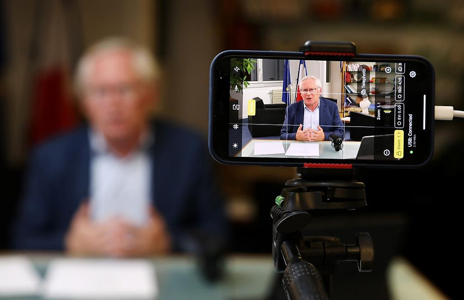Facebook live du maire Jean-Paul Jeandon, le lundi 16 novembre 2020 - voir en plus grand : (fenêtre modale)
