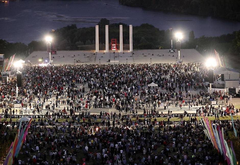 Cergy en fête 2022, le 2 juillet sur l'Esplanade de Paris - voir en plus grand : (fenêtre modale)
