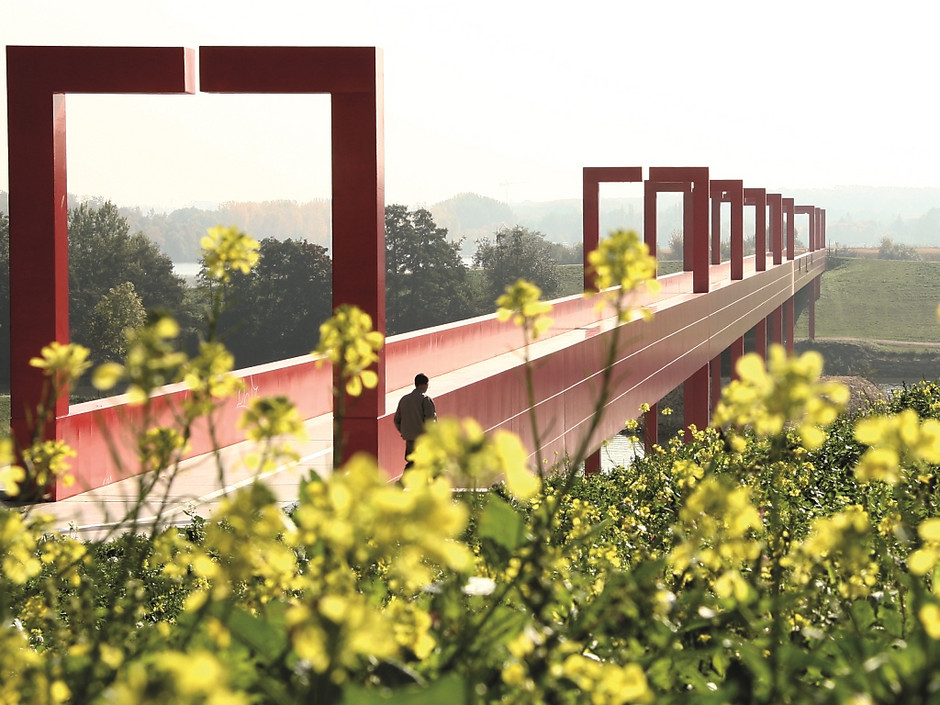Inauguration de la passerelle, 8e station de l'Axe majeur, en 2008 - voir en plus grand : (fenêtre modale)