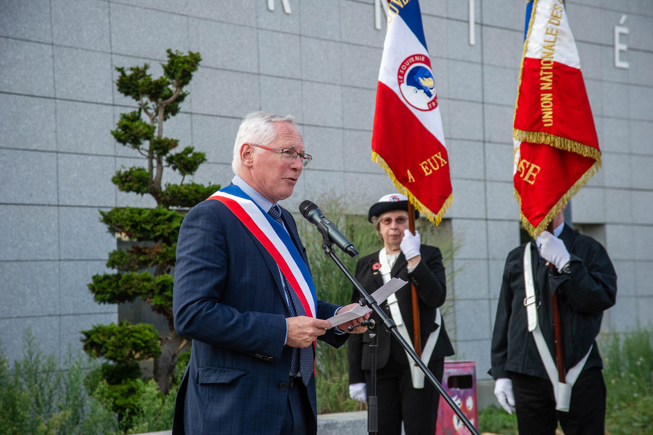 Commémoration du 79e anniversaire de la libération de Cergy - voir en plus grand : (fenêtre modale)
