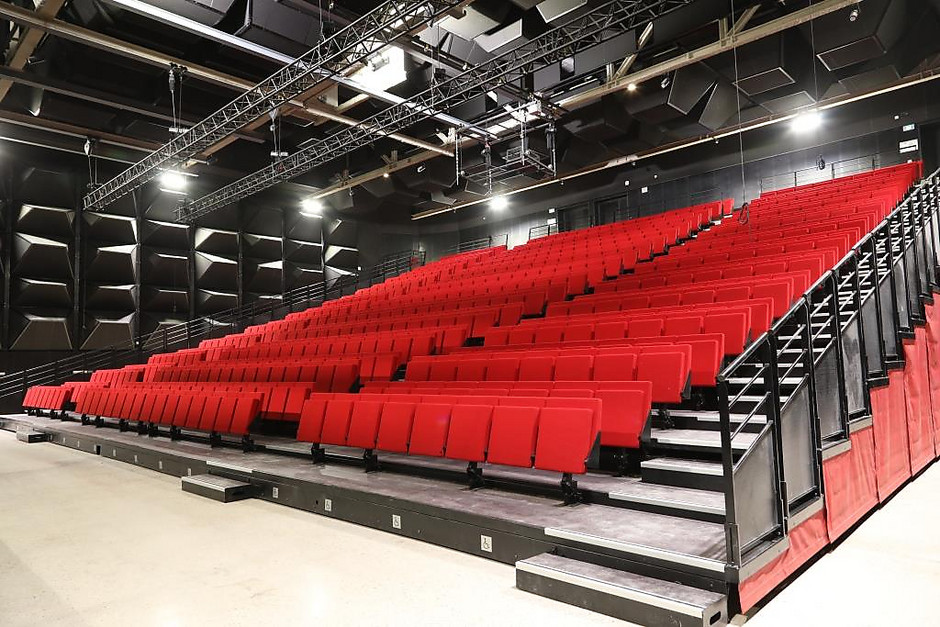 Salle de spectacle du Douze - voir en plus grand : (fenêtre modale)