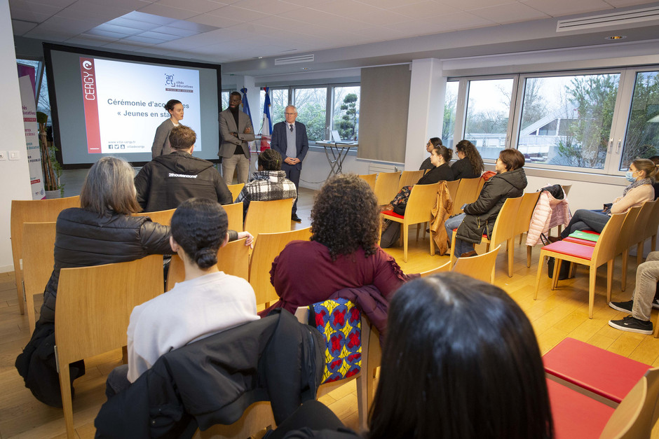 Cérémonie des stagiaires à l'hôtel de ville, 23 janvier - voir en plus grand : (fenêtre modale)