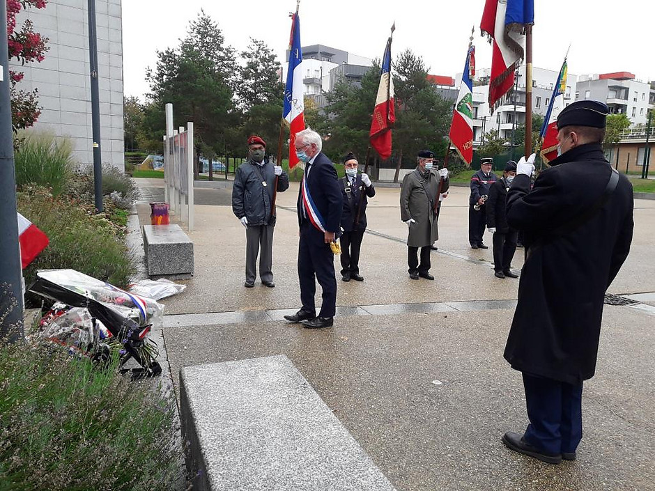 Cérémonie de commémoration de la libération de Cergy, le dimanche 30 août - voir en plus grand : (fenêtre modale)