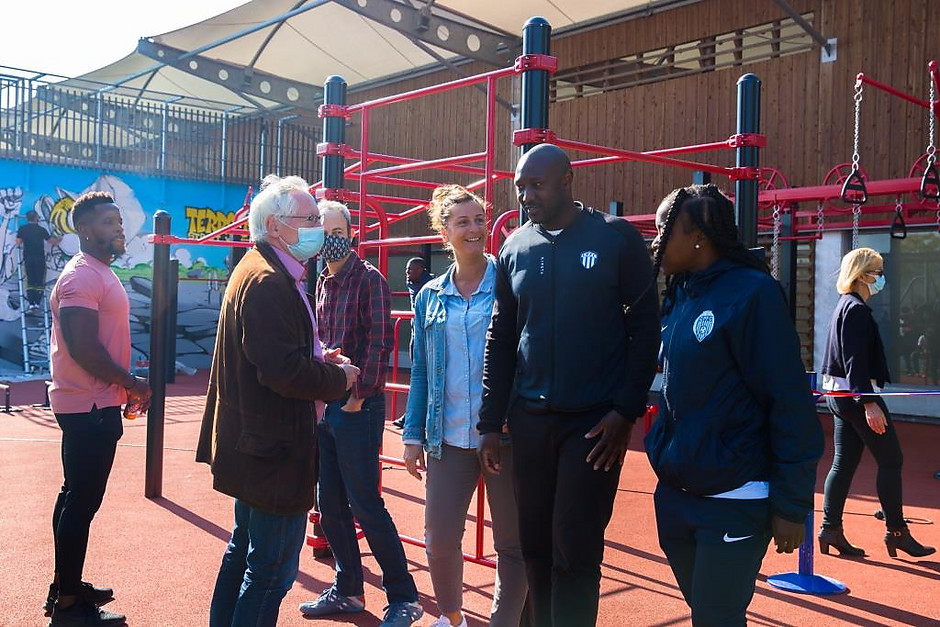 Inauguration de la nouvelle aire de street workout du Moulin à Vent, le 9 octobre dernier, en plein coeur de l'îlot Terroir. - voir en plus grand : (fenêtre modale)