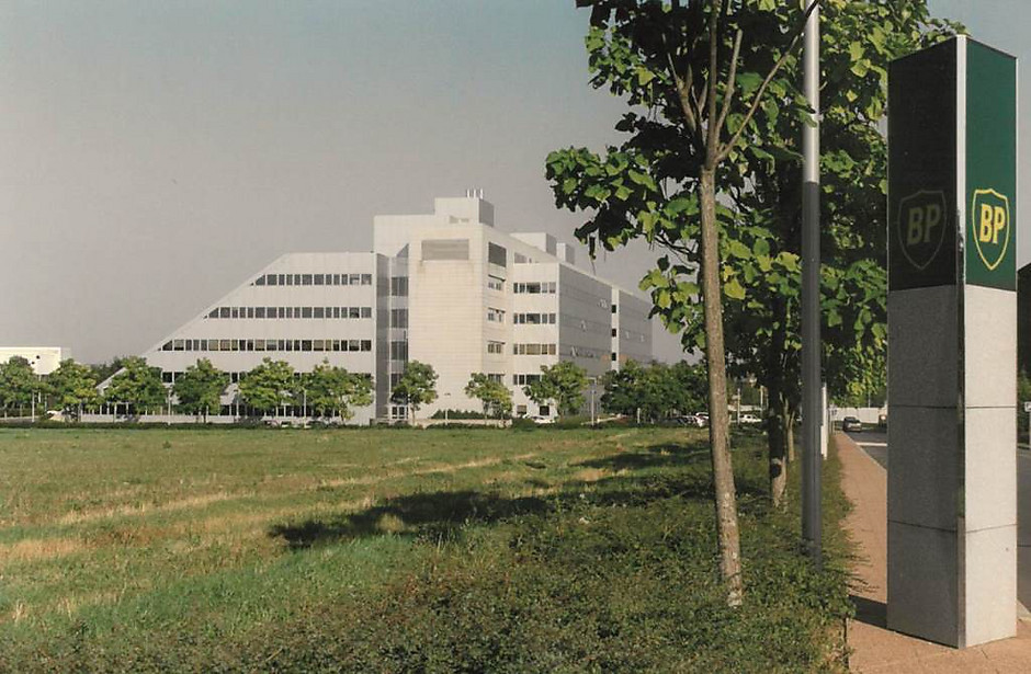 Installation de BP France à côté de la gare de Cergy Saint Christophe en 1991 - voir en plus grand : (fenêtre modale)