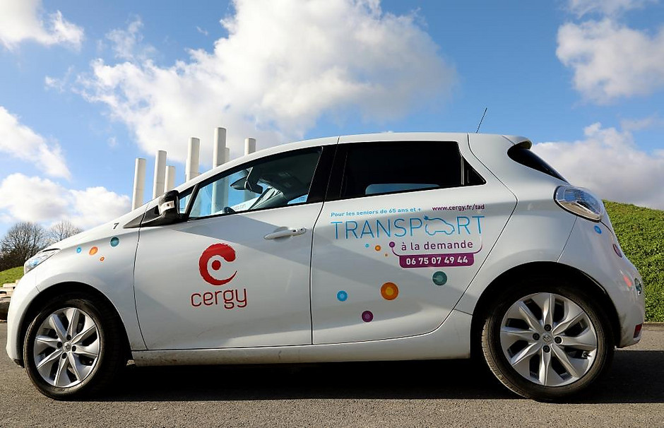 Transport à la demande pour les seniors avec la nouvelle Zoé électrique, le 25 janvier 2021 - voir en plus grand : (fenêtre modale)