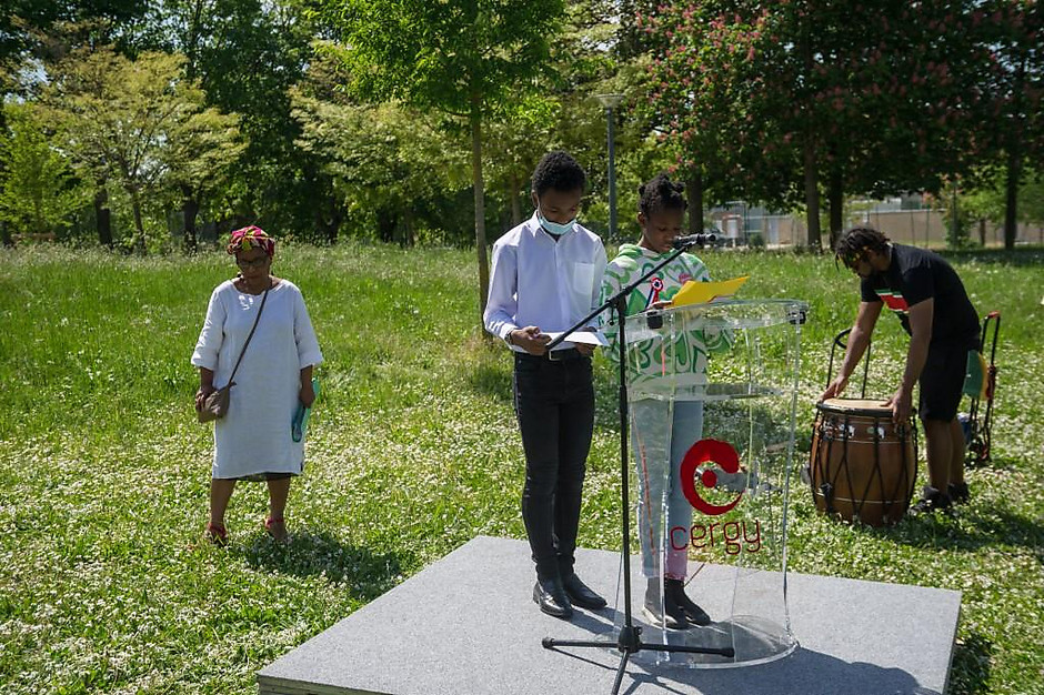 Commémoration de l'abolition de l'esclavage, le 10 mai à Cergy - voir en plus grand : (fenêtre modale)