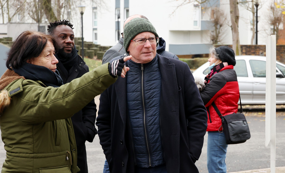 Visite d'îlot du maire Linandes et Justice avec les médiateurs Promevil, 3 décembre - voir en plus grand : (fenêtre modale)