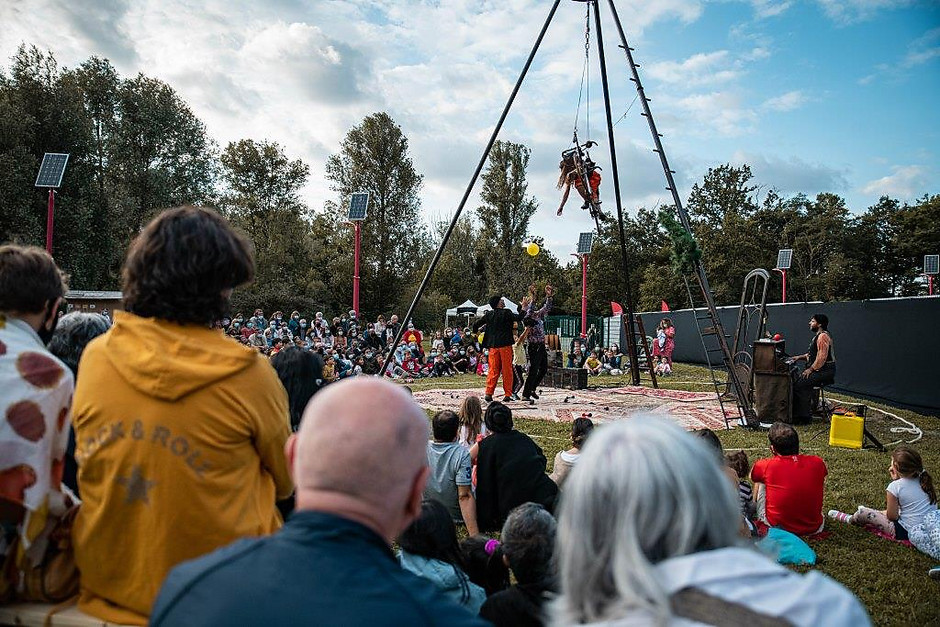 Cergy Soit ! Rendez-vous #1, Leandre le clown spectacle Fly to the moon à l'Île-de-Loisirs, 28 août - voir en plus grand : (fenêtre modale)