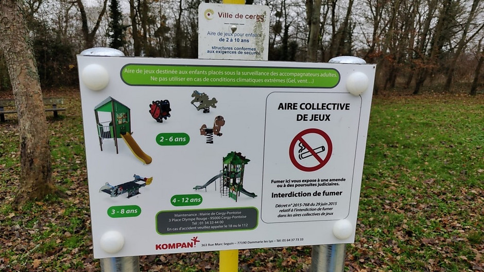Nouvel aire de jeux pour enfants au parc de la Justice, 17 décembre 2022 - voir en plus grand : (fenêtre modale)