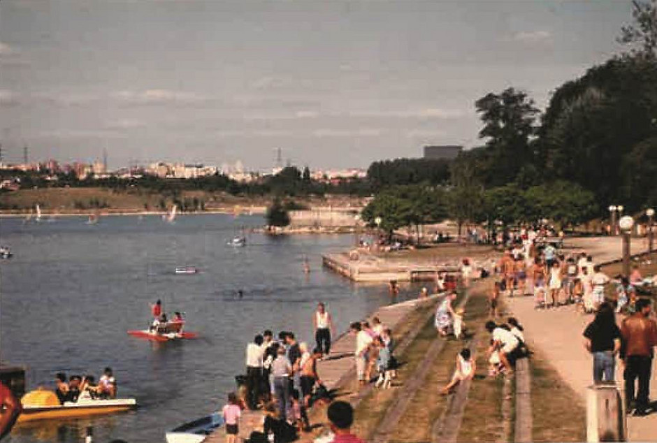 Inauguration de la base de loisirs de Cergy-Neuville en 1977 - voir en plus grand : (fenêtre modale)
