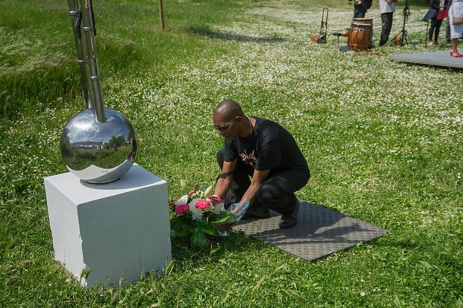 Commémoration de l'abolition de l'esclavage, le 10 mai à Cergy - voir en plus grand : (fenêtre modale)
