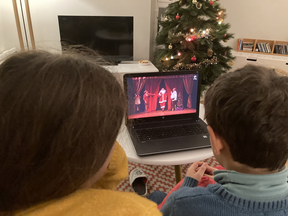 Spectacle La Légende du Père-Noël suivi en ligne le 24/12/2020 - voir en plus grand : (fenêtre modale)