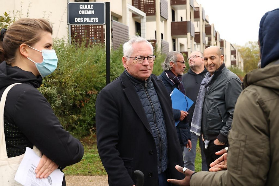 Visites du maire et des élus de proximité dans les îlots Genottes et Bontemps, 30 octobre - voir en plus grand : (fenêtre modale)