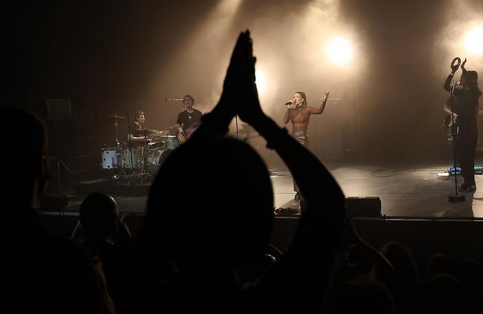 Concert de Kimberose avec Mary May en première partie dans la grande salle du Douze, 16 février - voir en plus grand : (fenêtre modale)