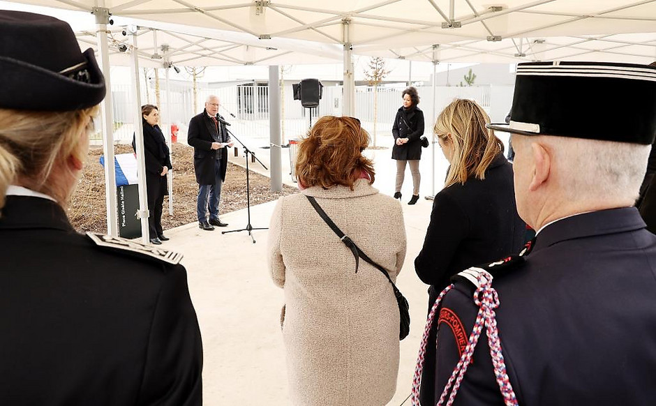 Inauguration de la place Gisèle-Halimi, le 8 mars dernier - voir en plus grand : (fenêtre modale)
