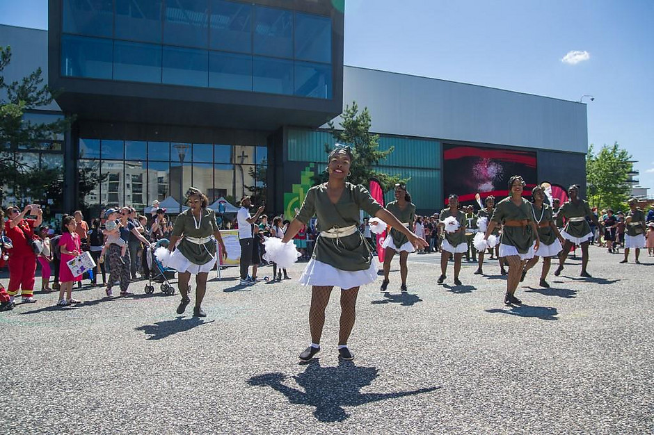 Parade de Cergy en fête 2022, le 2 juillet - voir en plus grand : (fenêtre modale)