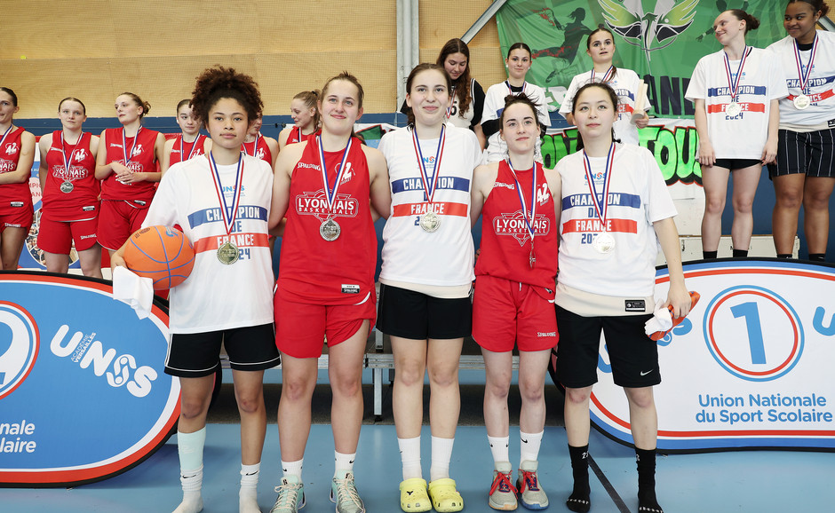 La finale du Championnat de France UNSS  - voir en plus grand : (fenêtre modale)