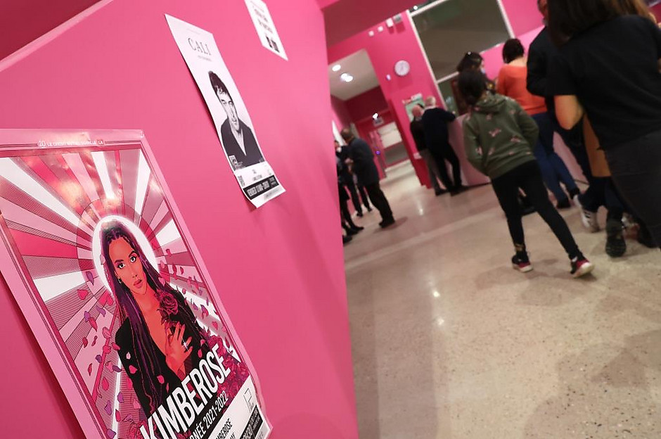 Concert de Kimberose avec Mary May en première partie dans la grande salle du Douze, 16 février - voir en plus grand : (fenêtre modale)