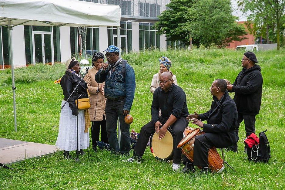 Commémoration de l'abolition de l'esclavage, 10 mai - voir en plus grand : (fenêtre modale)