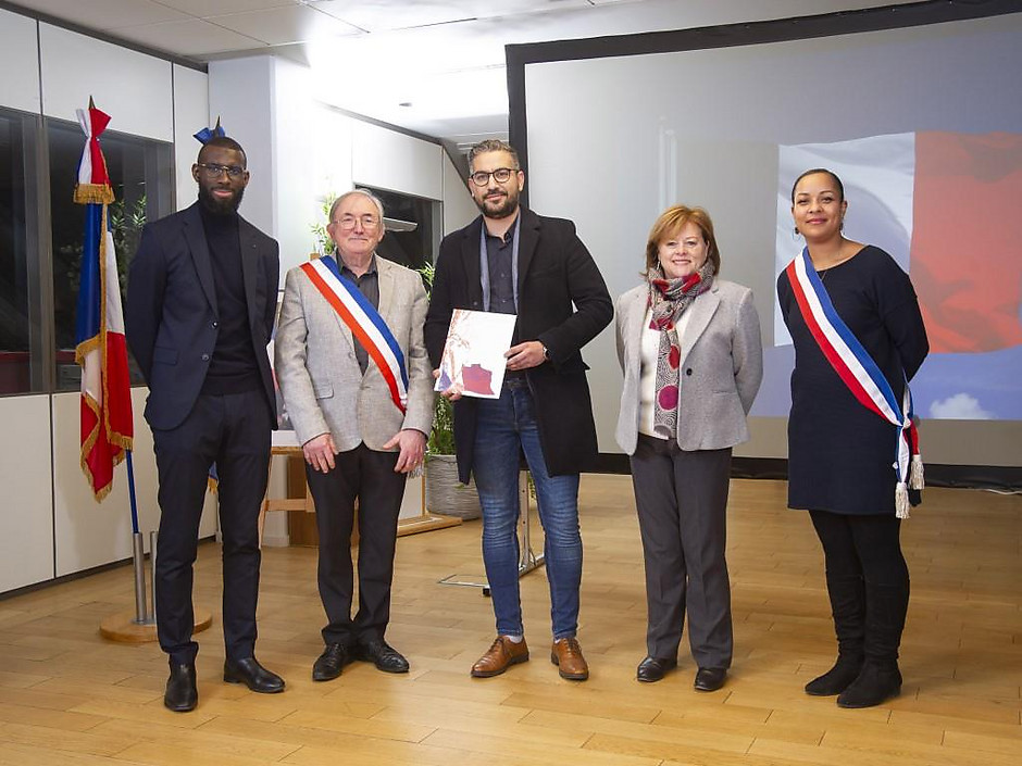 Cérémonie des nouveaux naturalisés à l'hôtel de ville,10 février - voir en plus grand : (fenêtre modale)