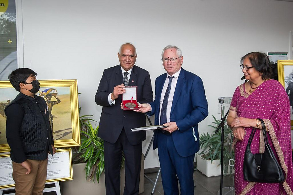 Vernissage d'une exposition sur les soldats indiens de la première guerre mondiale le 06 novembre à l'Hôtel de ville - voir en plus grand : (fenêtre modale)