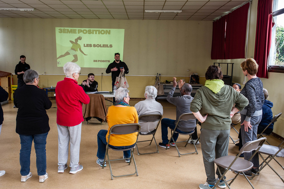 Les olympiades des seniors au village - voir en plus grand : (fenêtre modale)